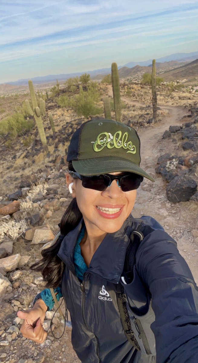 Marce_AZ's tweet photo. 8 trail miles yesterday + 5 trail miles today β
Loving this cooler weather in AZβ¦ AND wearing my @OdloUs jacket & hat! So perfect for this weather!ππΌ #RunHappy #Arizona #AZTrails #RunAZ #TrailRun #Trails #OptOutside #ODLO https://t.co/NgdDTkQwC8