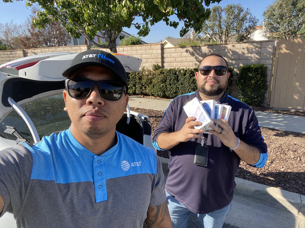 andrew_oum's tweet photo. Quick drop off for Rick!! 5 OTS from TMOπͺ ππ°π #Notorious π°#Riverside3 #OCIE @IHXPacific @brianxjr @kdavies_ihx https://t.co/52wMjibpeE