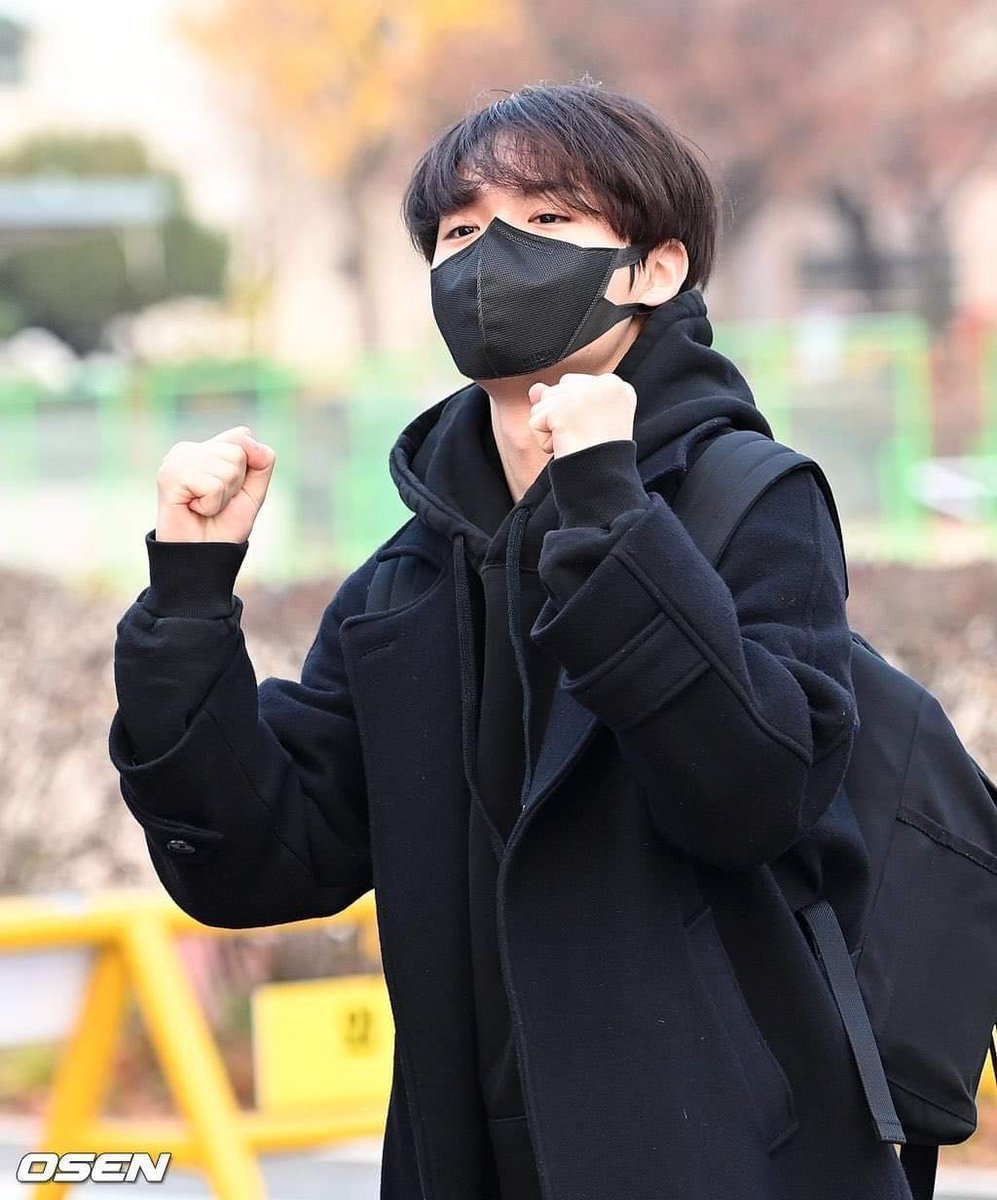 yipham53's tweet image. GOODLUCK DOYOUNG
#DoYOUngCanDoIt
#도영_수능_화이팅
트레저 도영 #DOYOUNG @treasuremembers
Anh có thể làm được, cố lên 💪😘