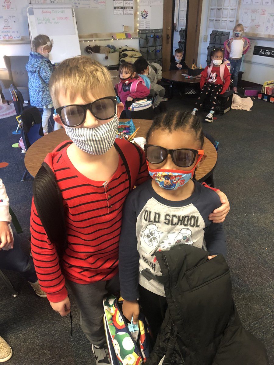 I 💙 watching these two cheer for each other’s little victories! (which is a 👌🏼skill in K)
Earning the treasure chest within the same day means cool shades photo shoot during dismissal! 👏🏼👏🏼👏🏼 #WeBelongTogether #BestBuds