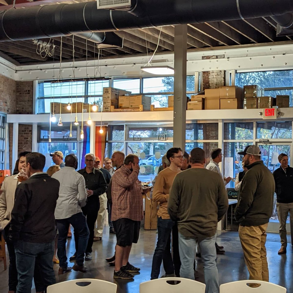 faithcoopchatt's tweet photo. @chattfwc was honored to host the first @FaithDrivenEnt city network gathering tonight. Over 40 business leaders and entrepreneurs gathered to meet one another and here from Jeff Coffey about his company @FairFlies and the ways God has been faithful in the journey. https://t.co/1BCflNZozf