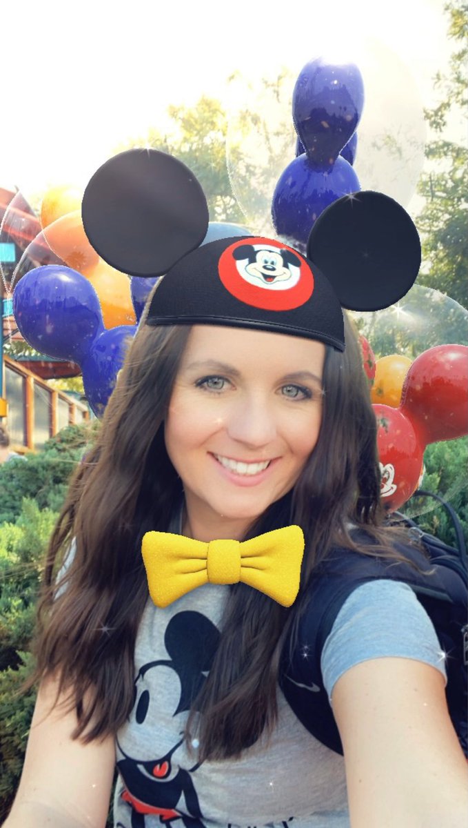 LeahonLocation's tweet photo. Out here conducting research. #mvplovewhatyoudo #mvpparks #talife https://t.co/0iYMbHNCL4