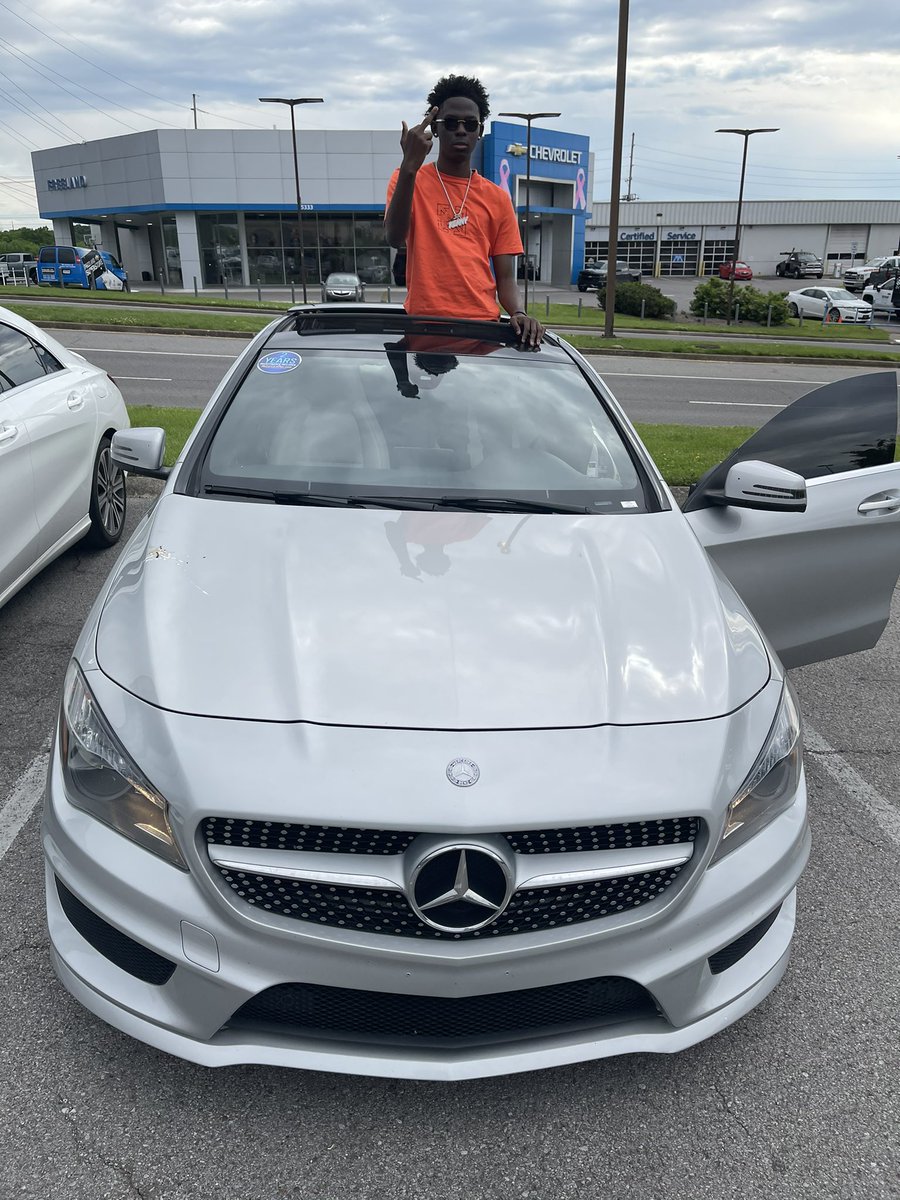 SackRunna Kenny🦅 tweet media