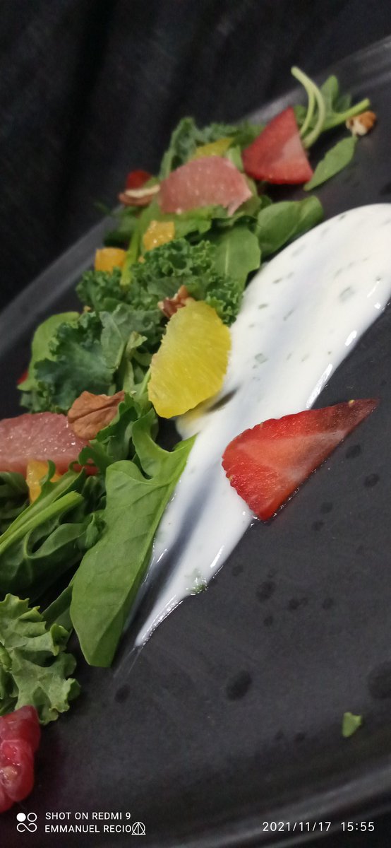 RecioHdz12's tweet photo. #Ensalada de #Citricos
#UTCV #cocina #chef #gastronomy #gastronomia #citricos #montajes https://t.co/ECOalyMwkB