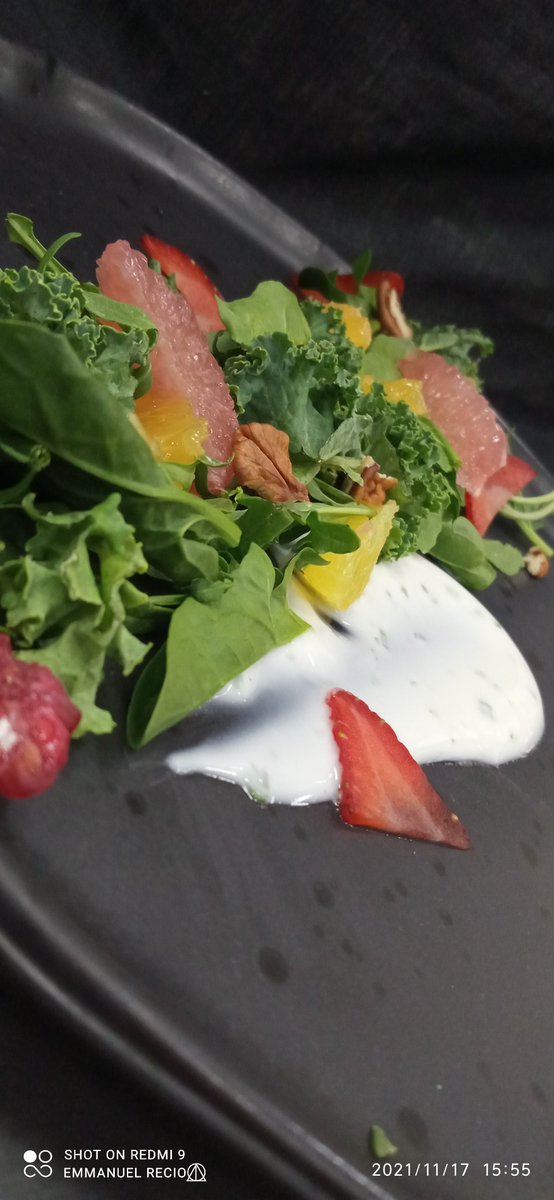 RecioHdz12's tweet photo. #Ensalada de #Citricos
#UTCV #cocina #chef #gastronomy #gastronomia #citricos #montajes https://t.co/ECOalyMwkB