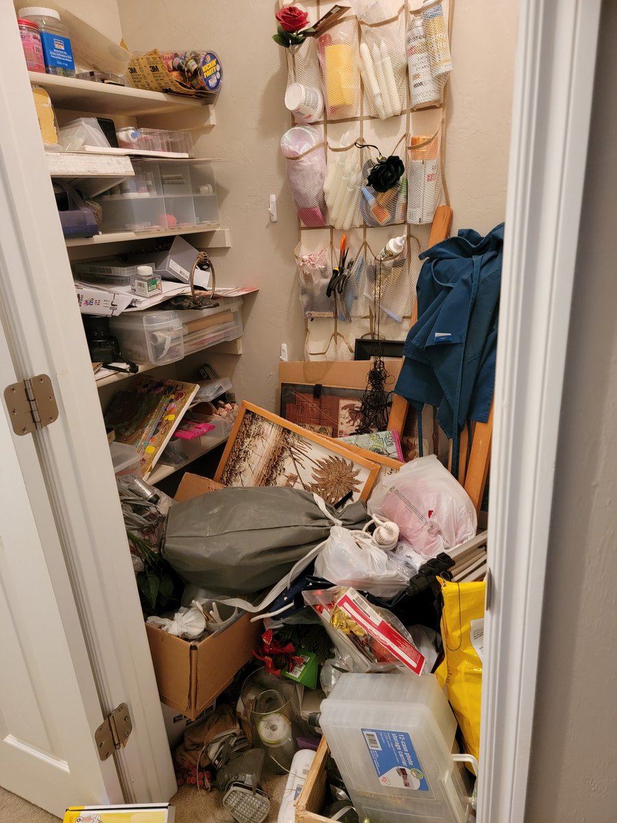 khiti_kat's tweet photo. The art closet got a much needed cleaning https://t.co/Ep5Cfdo5sD