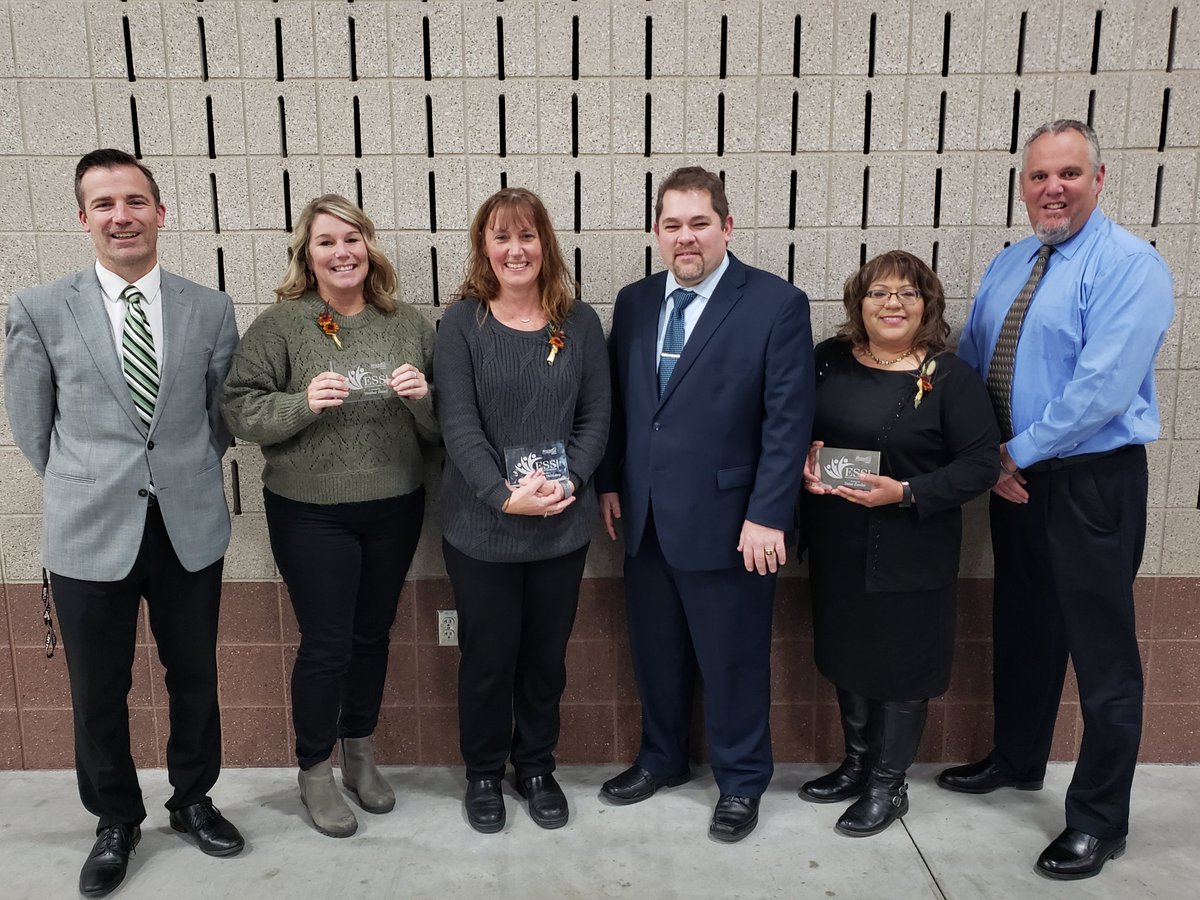 Maple Lake ISD881 tweet media