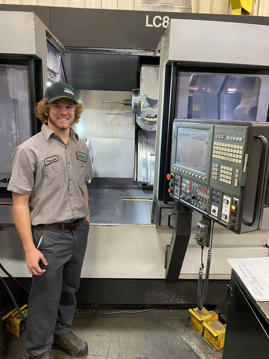 This is what earning and learning looks like for @UVCareerCenter Damon M., who is an machinist #apprentice at Nidec in Minster, Ohio.
#NAW2021 #education #learning #career #manufacturing  #machinist #cteworks #uvccapprenticeship #careerteched  #bluecollarlife #bluecollarcareers