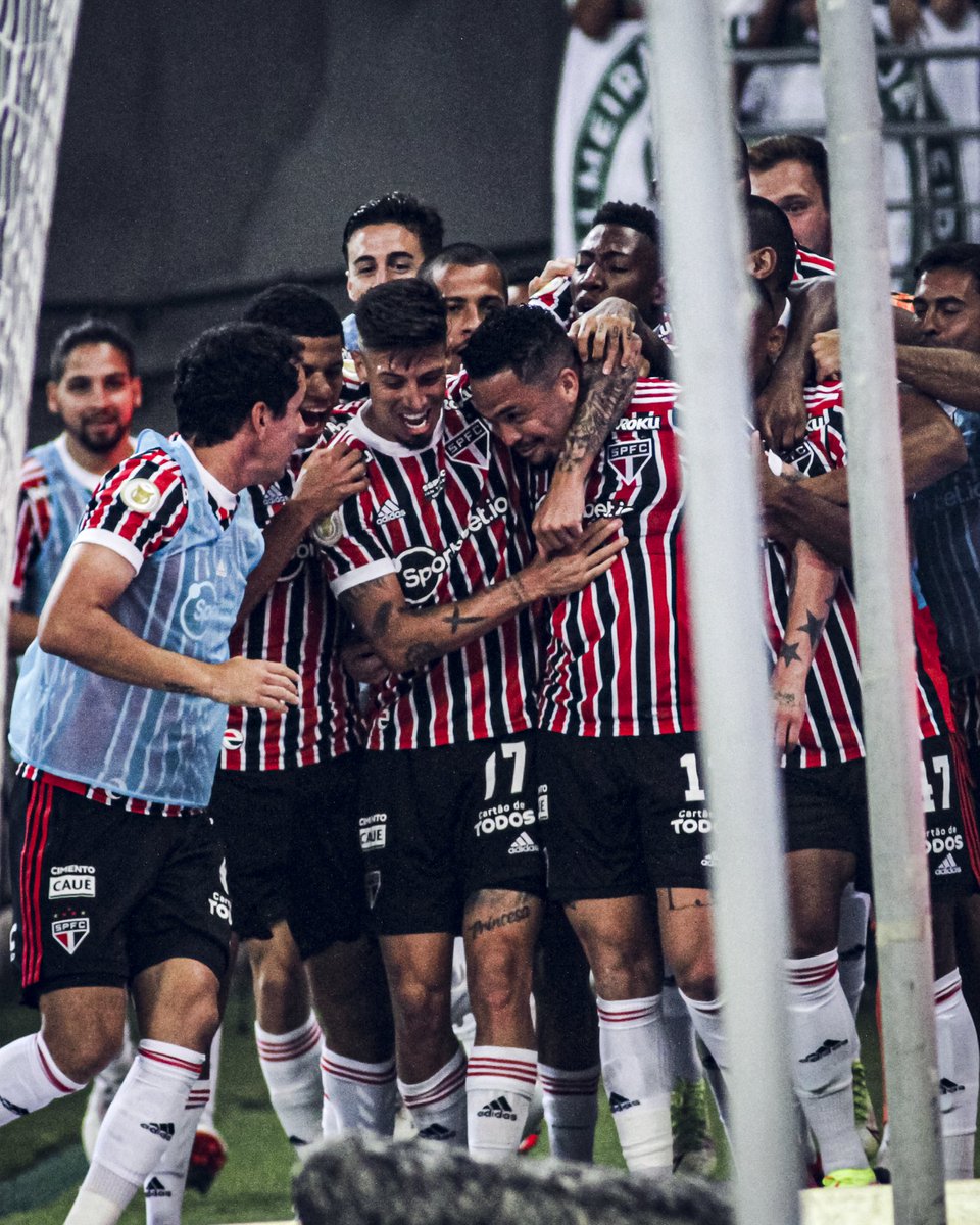 EmiRigoni's tweet photo. Que triunfo equipo 🤩 vamos @SaoPauloFC ❤️🤍🖤 https://t.co/sSR3VxRvei