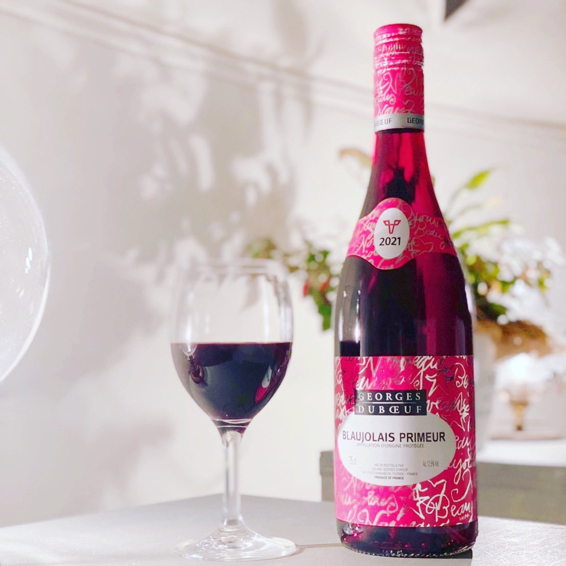 #beaujolaisnouveau #georgesduboeuf #beaujolais2021 #released #wine #drinkmenu #iseshima #mie #japan #bbqlover #beachgram instagram.com/p/CWZum06B2on/