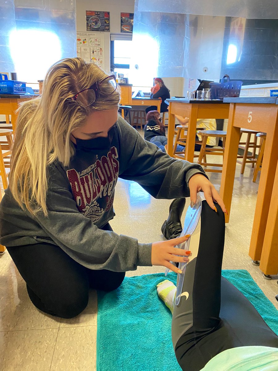 LCHSBioMed's tweet photo. Range of Motion Lab… #ROM #goniometers #AllinLC #BioMedFam https://t.co/kndfetIWEt