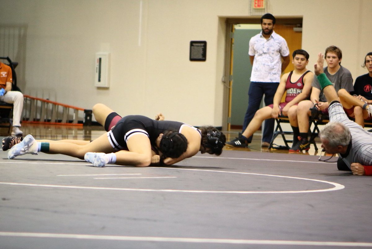 CPHSWrestlingBC's tweet photo. #CPHSwrestling #CPproud #CPvsRouse https://t.co/zUt4gcIhAV