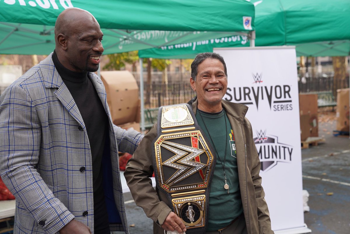 Titus O'Neil tweet media