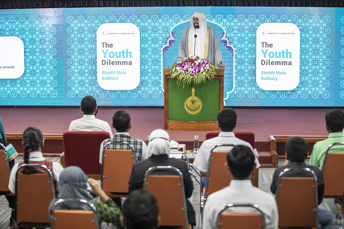 MVIaffairs's tweet photo. The Youth Dilemma
Sheikh Muiz Bukhary
17 November 2021
#MVIaffairs #Dharus https://t.co/ltSdif1giE