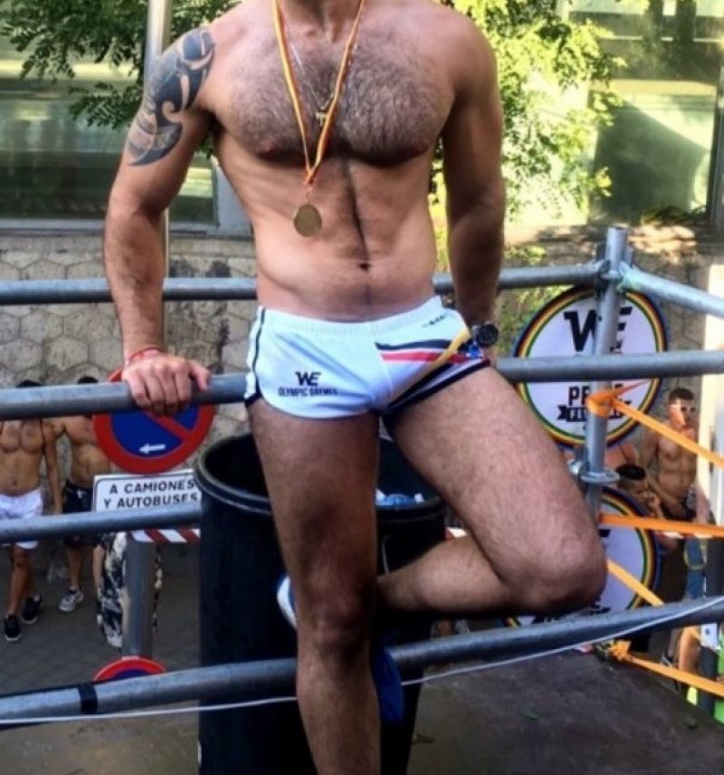 joseph_aster's tweet photo. Do you know who he is? Very hairy video here: https://t.co/5lmaBQRxSa https://t.co/8oxk3f5c4p