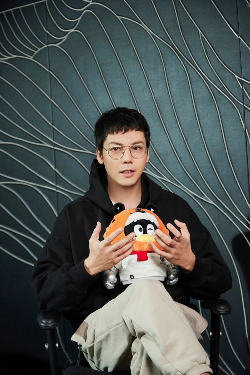 dramapotatoe's tweet photo. #WilliamChan for a #NovolandPearlEclipse interview 

More pics - https://t.co/nGGtKQnnEc https://t.co/WPghfevHc1