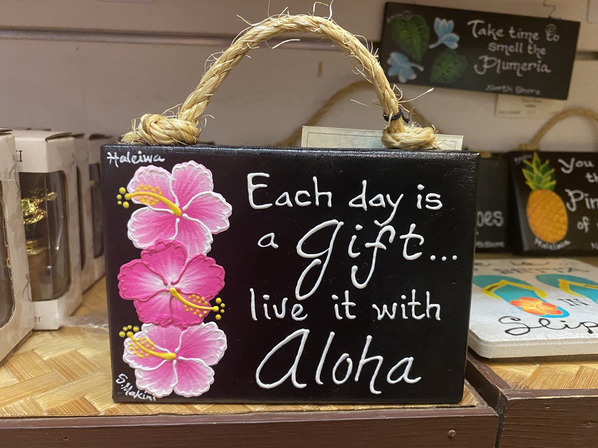 AlohaBeachCamp's tweet photo. Saw this in a store while shopping on our recent summer camp trip to Hawaii. Enjoy your life, friends, and all the people in it! https://t.co/s4UpMZdBRu