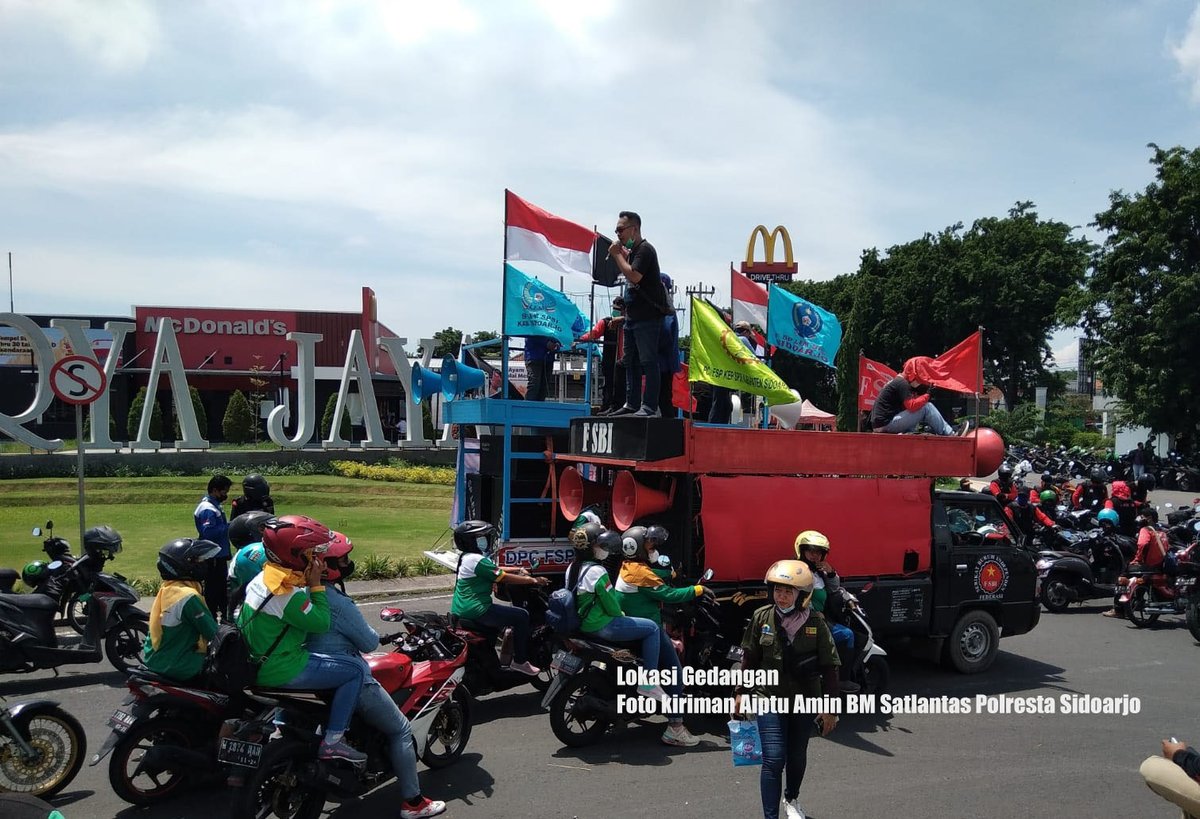 Radio Suara Surabaya tweet media