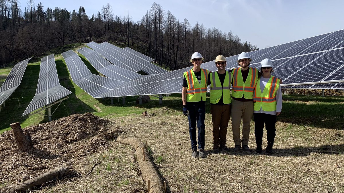 127EnergyUS's tweet photo. Our amazing team on site during commissioning for a 450 kW solar plus 550 kWh battery storage microgrid in Calistoga, CA. 

#microgrid #solarpower #renewableenergy #progress https://t.co/0fvYdm0IsQ