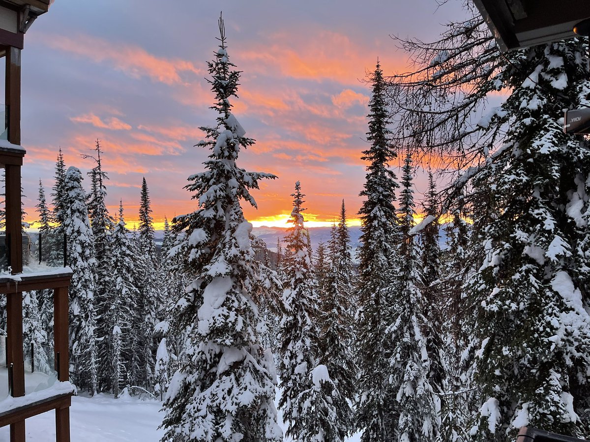 MAABGallery's tweet photo. @BeautyNature___ Silverstar mountain last winter https://t.co/9s8hkWPdTP