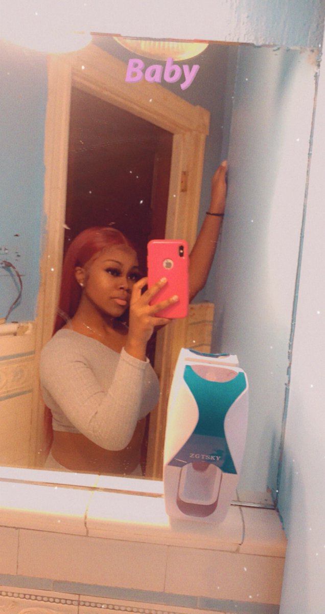 JaeSidity's tweet image. she don’t believe in love. She just want d*ck, she tired of lying💕