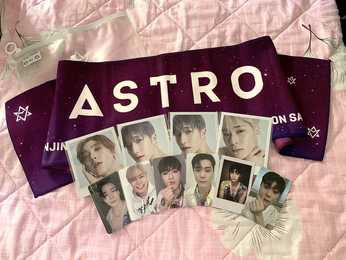 LadyV_Official's tweet photo. โ yung pulls ko omg ๐ฅบ moonbin uwing uwi ใ
ใ
, thank you so much @sunnyyy_sells ๐๐ the best ever !!!!
p.s. ayun pala yung slogan na nakalimutan ko gawan ng review HAHA *peace* wuv u ! ><
#Sunny_Feedbacks https://t.co/9N7RnZPd6s