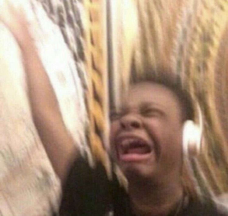 newyorkspideyy's tweet photo. love story (taylor’s version) just came on, brb… https://t.co/wIF8tb2m6T