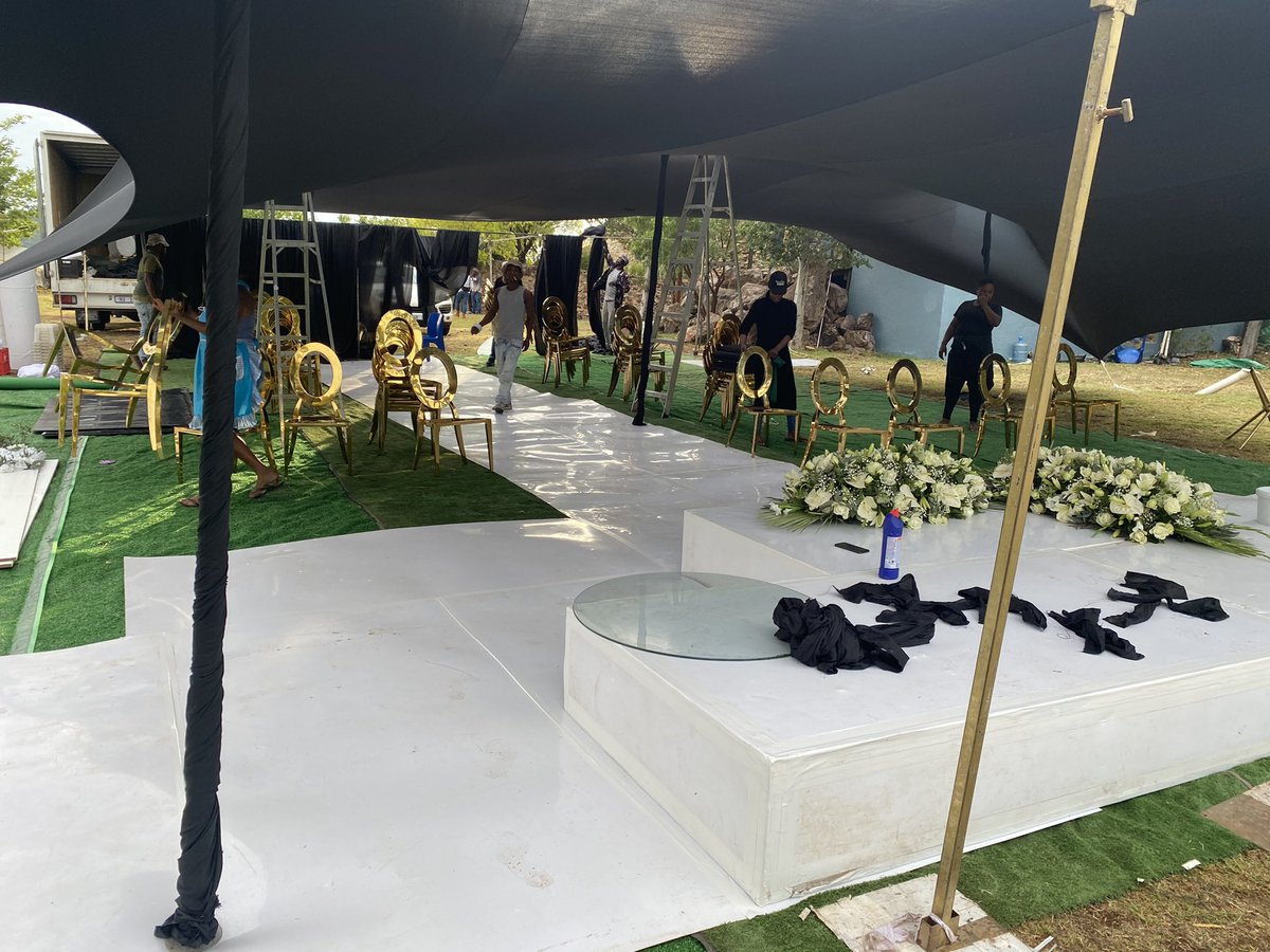 FunctionImages_'s tweet photo. THE SUN RISING. THE CREW IS ARRIVING. 

1 MORE HOUR AND... ACTION! 🎥

#SABC #TheWifeShowmax #IcebolethuFunerals #Icebolethu https://t.co/mfi6b5uW0J