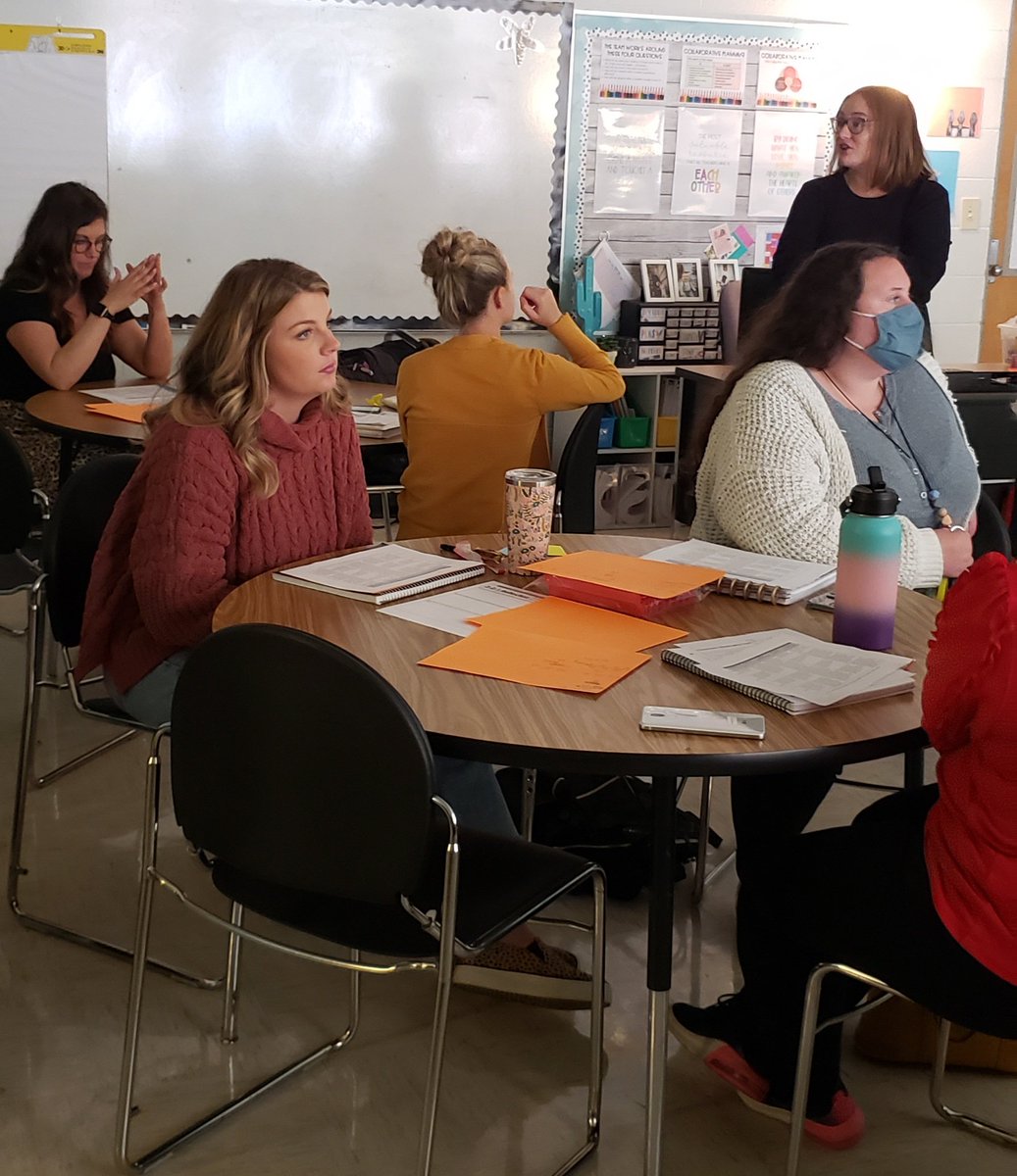 Michelle Lowe tweet media