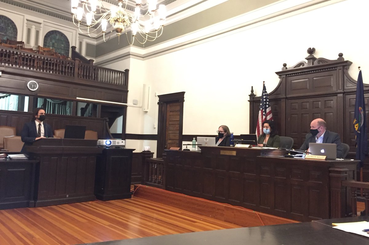 RochelleVerde's tweet photo. Citing mandate from voters, Douglas County Commission moves forward with new model for indigent defense #DgCoComm https://t.co/navjefeAUX https://t.co/nnTDo4DA32