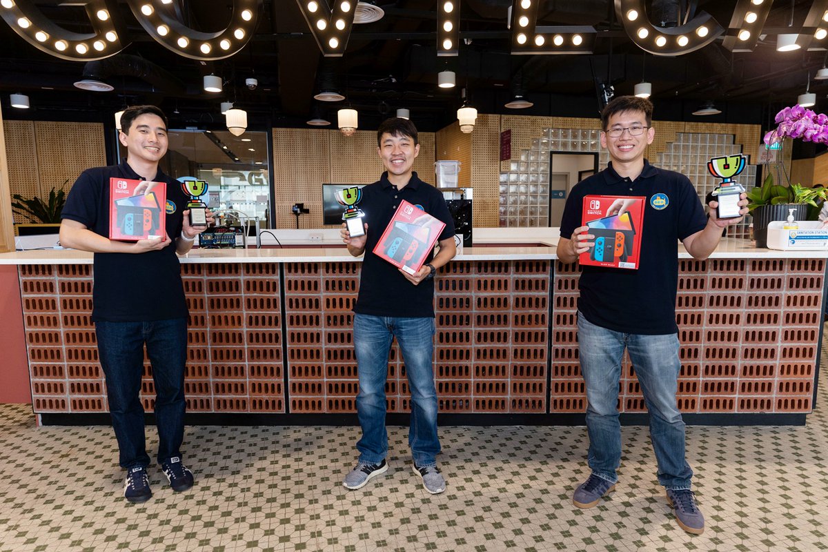 GovTechSG's tweet photo. The #DataArcadeTournament, an annual whole-of-government visual analytics competition for SG Public Service officers has concluded! Congratulations to the teams from @mindefsg and @SingaporeHDB for emerging as the champions of the Qlik and Tableau Track respectively. #DAT2021 https://t.co/ZSqnkda2I4