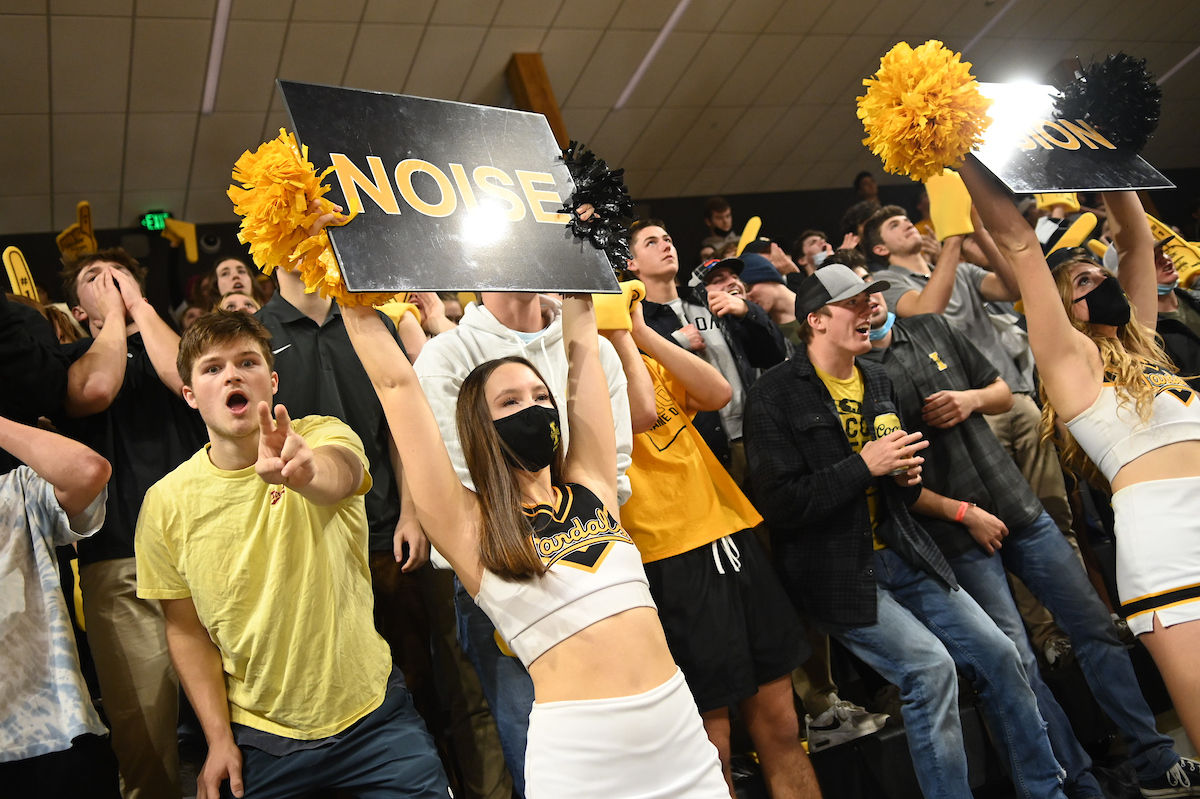 VandalHoops's tweet photo. Back at home tomorrow night for the Battle of the Palouse.

Let's bring that same energy! 

#GoVandals https://t.co/K4hcyqJ0g5