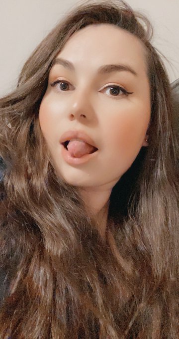 I&rsquo;m a pretty lil thing but I&rsquo;m nasty af. 🐏😜🤪😘  https://t.co/vDHlSW3ZJd https://t.co/lEs7L9FMCa<a href="/tag/aries"class="tags"><span>#aries</span></a><a href="/tag/magic"class="tags"><span>#magic</span></a><a href="/tag/moon"class="tags"><span>#moon</span></a><a href="/tag/manifest"class="tags"><span>#manifest</span></a><a href="/tag/higherself"class="tags"><span>#higherself</span></a><a href="/tag/astrology"class="tags"><span>#astrology</span></a>