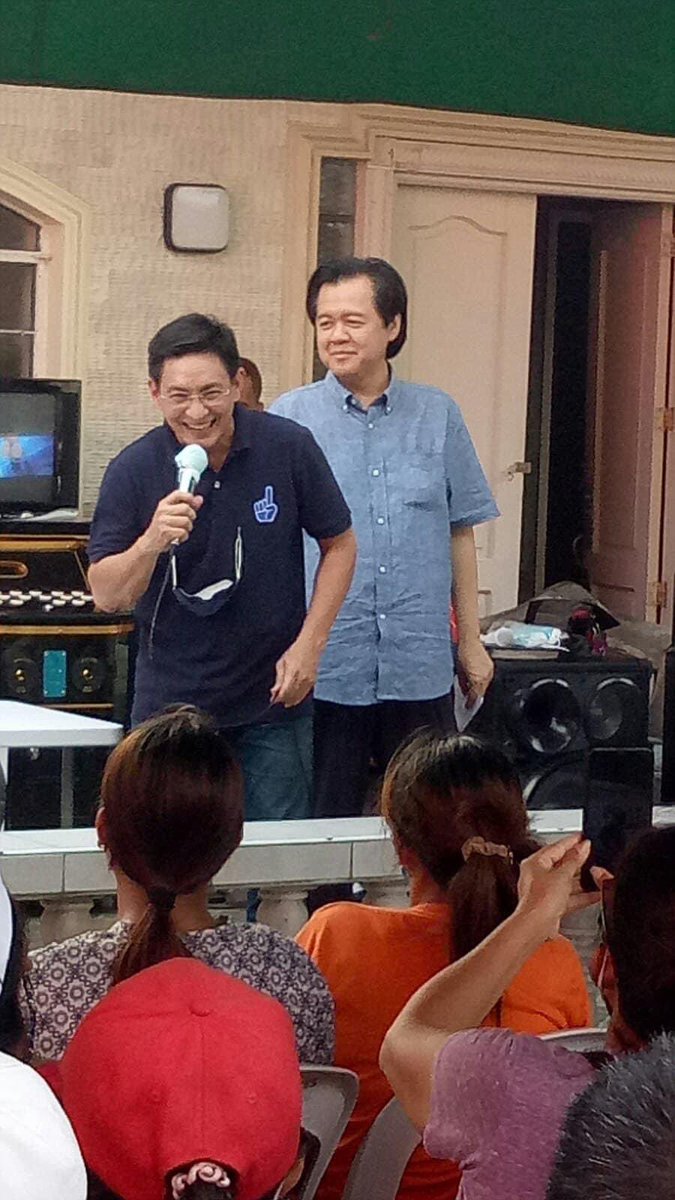 jopetsison2022's tweet photo. Aksyon Demokratiko in Mindoro! Patuloy ang pakikinig namin sa bawat suliranin ng mamamayang Pilipino. Makakaasa po kayong aaksyunan natin ang bawat problemang ating kinakaharap.
#sisonsasenado
#sisonofservice
#AksyonDemokratiko https://t.co/54sMfBaklA
