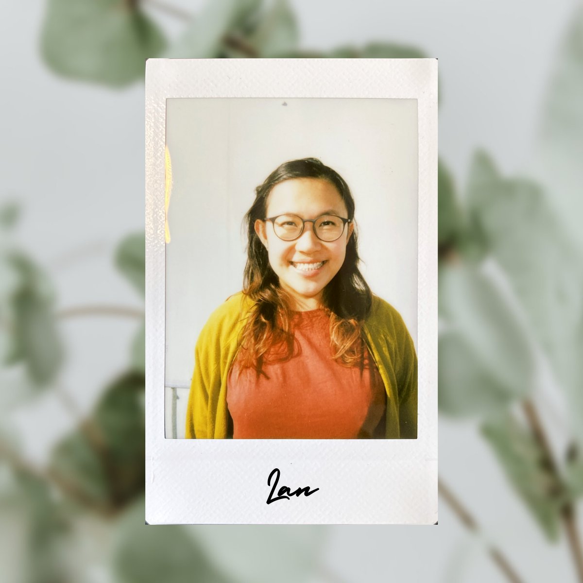 One month ago, Lan joined our BizDev team as an intern 👩🏻‍💻 and we couldn't be more excited to have her with us – not only because she's often bringing treats 🍬 from Bern to our office in Züri 😉 Oh, and she's also a self-taught sourdough baker 🥖 and an amateur pianist. 🎶