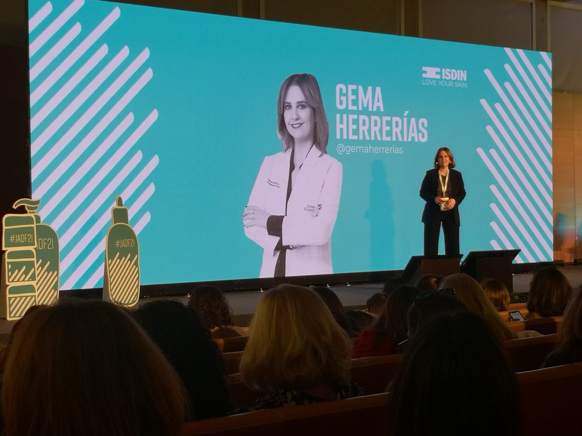 CACOF_'s tweet photo. Nuestra labor cuenta en #Dermofarmacia. Y tanto!, explica @gemaherrerias con datos rotundos: 17% detección de precanceres, más 6% pueden acabar en cáncer no melanoma (basocelular) #telederma @BidaFarma #IJDF21 https://t.co/DZuZmDWez0
