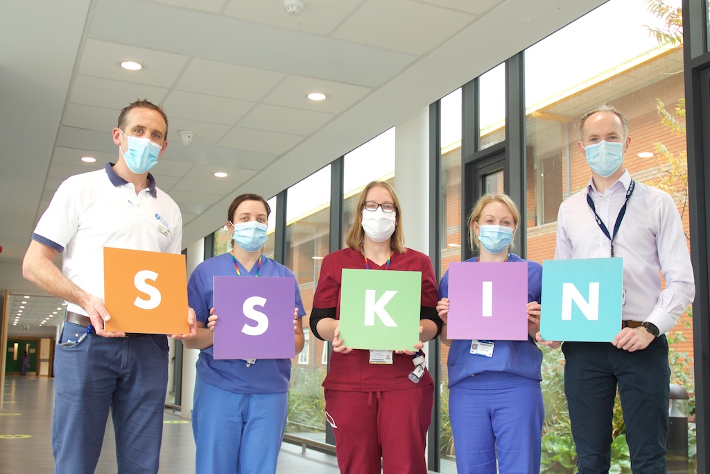 stjamesdublin's tweet photo. 95% of #PressureUlcers are preventable!
For #PressureUlcerAwarenessDay St James's Hospital staff are promoting the #SSKIN model
Make sure you're familiar with the #SSKIN model and remember, #ItTakesATeam #ToStopThePressure https://t.co/8HZ6Xwgigh