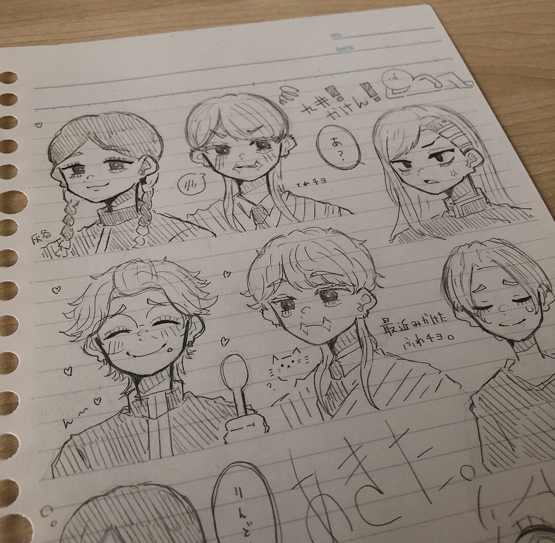aonu_0420's tweet photo. 等身は無理だなと悟った今日の授業中のラクガキ。 https://t.co/ogRLA7NFfF