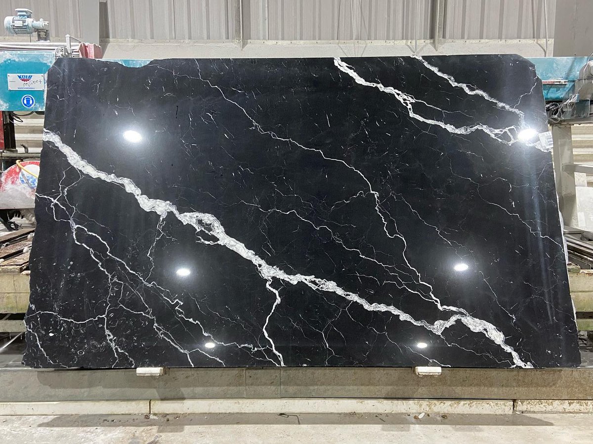 CJStonemasonry's tweet photo. The next slab on the table is this stunning Eternal Marquina from @Silestone. Very dramatic, it will look amazing in situ. Keep an eye out for the finished kitchen.
https://t.co/sDQFR05pdf
#quartzworktops #kitchendesign #dreamkitchen #cjstonemasonry #yorkshirebusiness https://t.co/qejw5HgY6X