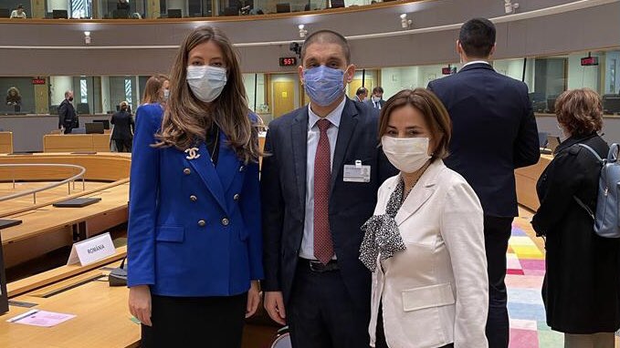 romaniaineu's tweet photo. 🇷🇴State Secretary @MIPE_Romania Cristian Roman is attending #GAC Cohesion today to discuss important contribution of cohesion funds to #EuropeanRecovery, green&digital transition as well as synergies between cohesion policy funds & other EU instruments.
👉https://t.co/HWE5P1U5nA https://t.co/b7E4PnL9m9