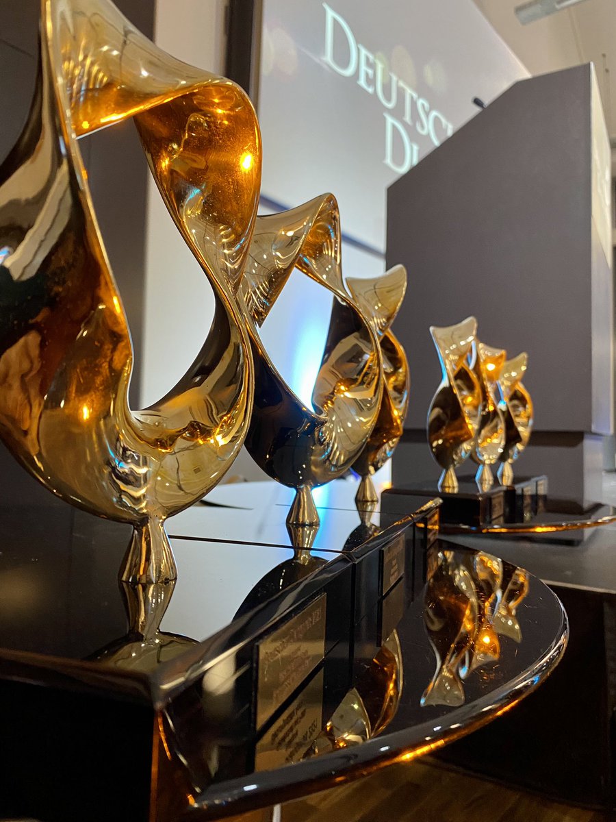 Forum Dialog tweet media