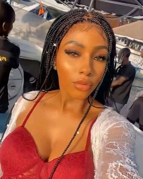 Deeflawless5's tweet photo. Congratulations Are in order 
As my queen becomes a Twitter topic🍾🍾🍾🍾
Congratulations Mercy Eke
MERCY EKE TWITTER TOPIC
#QueenOfVisuals https://t.co/htfu1vqQNN