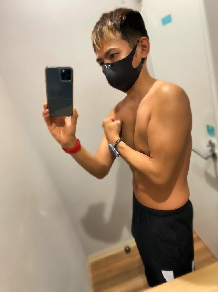 kash1114's tweet photo. ジム頑張ってる💪

つか、タンパク質と亜鉛のコラボでムラムラする
ぶっ放したい https://t.co/Z7vsE3PQvg