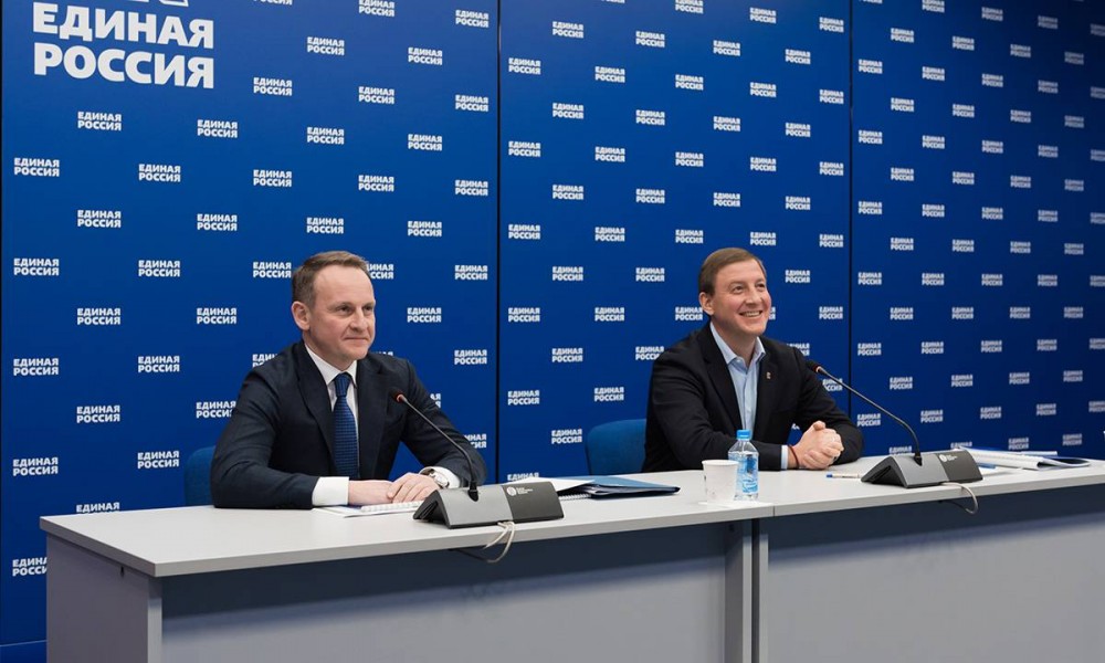 LipetskMedia's tweet photo. Президиум Генсовета «Единой России» назначил Александра Сидякина врио руководителя ЦИК партии https://t.co/BYWmQONzgM https://t.co/cq6J99mhS1