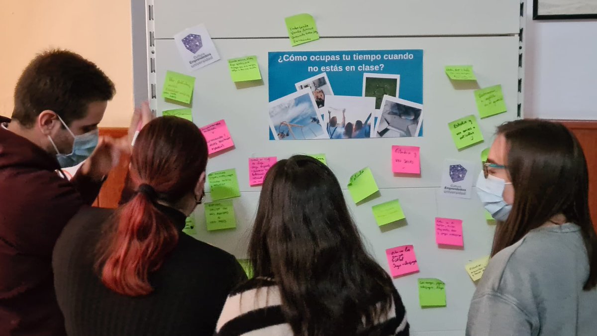 CulEmprendedora's tweet photo. Algo está pasando en las Residencias Universitarias Junta de Extremadura. Ayer en la Muñoz Torrero con  
@CulEmprendedora Universidad en las Residencias Universitarias Junta de Extremadura  #residenciascreativas #activaturesi #ceuniversidad 
@infouex @Junta_Economia https://t.co/Xn4pUmupkO