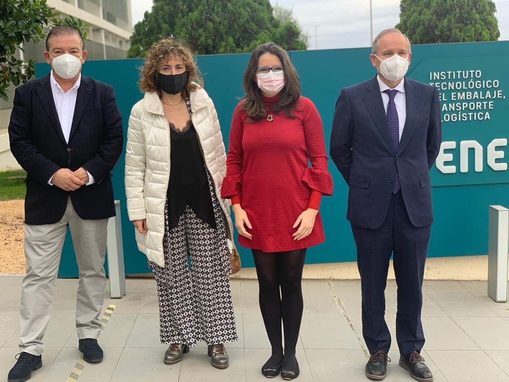GVAIgualtat's tweet photo. 🗣@monicaoltra Felicitem a @itene pel projecte #TinnGo de mobilitat inclusiva, que ajudarà a aconseguir un transport més amable 👏👏

Hui també hem pogut conèixer els seus projectes d'embalatge i transport sostenible dirigits a posar a les persones en el centre. https://t.co/lENkNuxOIr