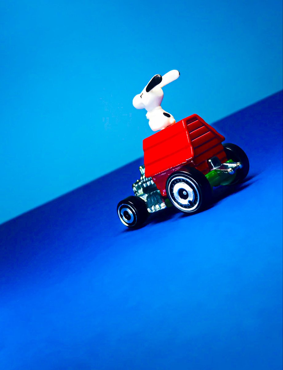ToyCarBooster's tweet photo. Hot Wheels PEANUTS
SNOOPY
#ホットウィール
#ミニカー
#スヌーピー https://t.co/7kRkufGvQA