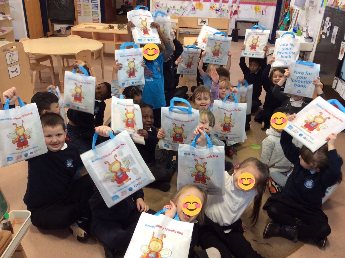 MissNeishCVP's tweet photo. We loved receiving our Book Bug Bags yesterday! #BookWeekScotland 
 @Bookbug_SBT @scottishbktrust @CanalViewPSEdin https://t.co/8vLU4Go5Pa