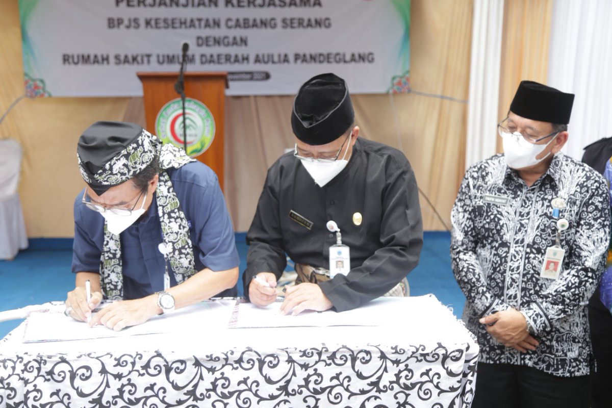 Awal Desember RSUD Aulia Bisa Melayani Pasien BPJS 

Rumah Sakit Umum Daerah (RSUD) Aulia mulai  tanggal 1 desember 2021 bisa melayani pasien BPJS, hal tersebut terwujud seiring telah dilakukanya penandatanganan perjanjian kerjasama Antara RSUD Aulia dengan BPJS Kesehatan.