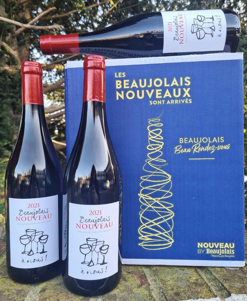 majesticepsom's tweet photo. Beaujolais Nouveau has arrived! 

This years supply is from the well-renowned Domaine Pardon et Fils.

It’s light and elegant with flavours of Strawberry, Raspberry &amp; Blueberry - a real treat with a Ham Quiche! 

Just £9.99 mix six while the very limited stocks last! https://t.co/gDCYJ5zdzV